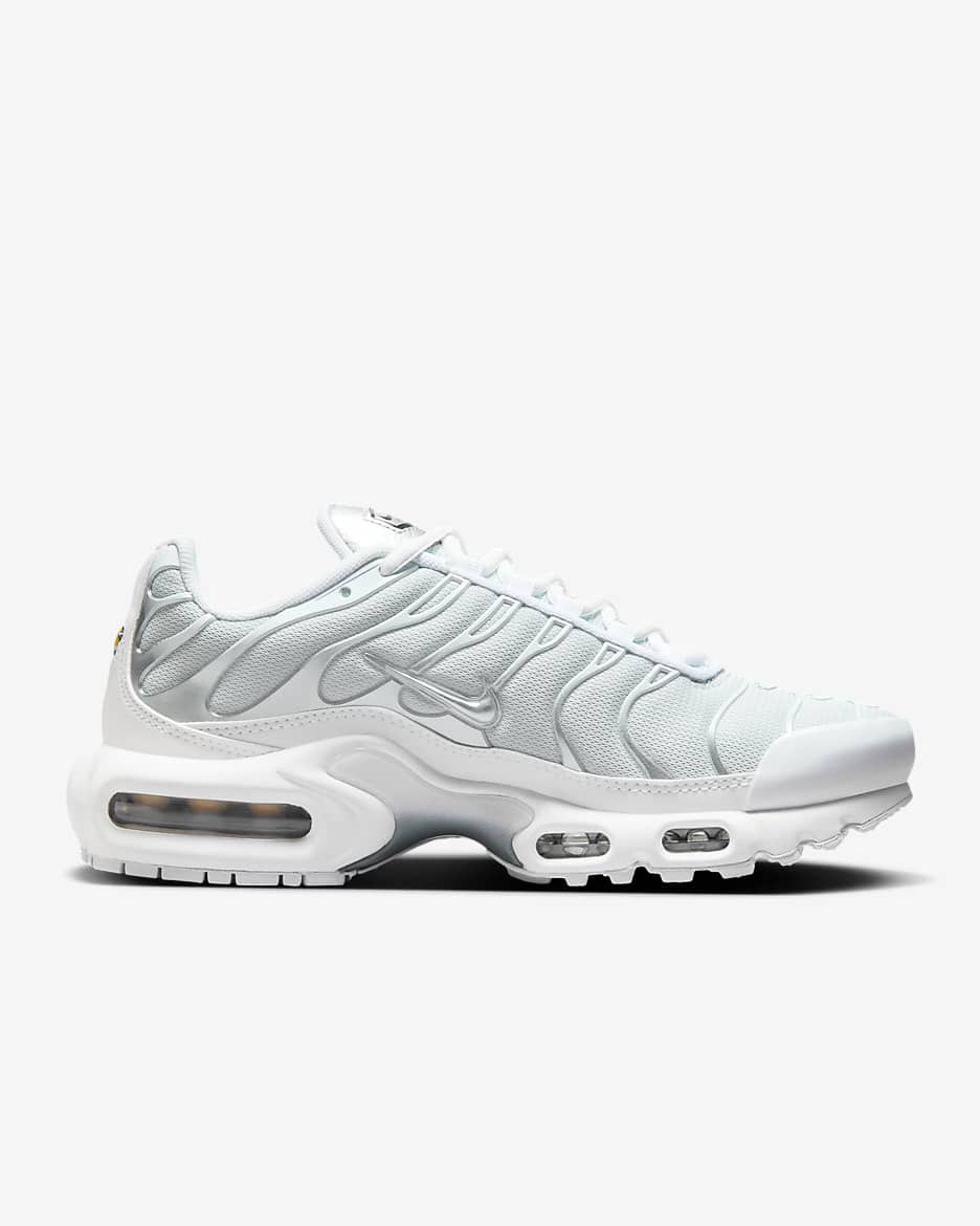 NWT selling ❤️ Nike Air Max Plus Silver 4.5Y/6W